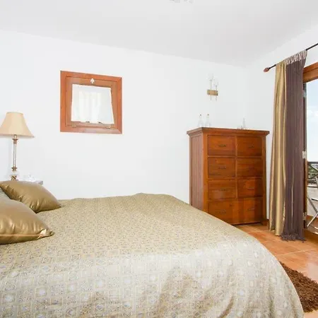 In Playa Blanca Sleeps 6 Includes Swimming Pool Air Con And Wifi 6 普拉亚布兰卡